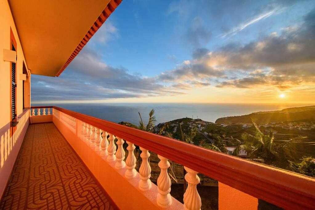 Lombo Cesteiro Guesthouse Tabua  Kültér fotó