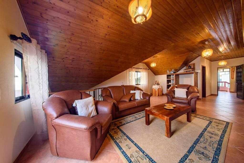 Lombo Cesteiro Guesthouse Tabua  Kültér fotó