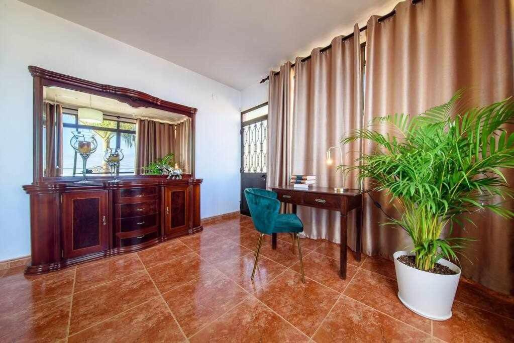 Lombo Cesteiro Guesthouse Tabua  Kültér fotó