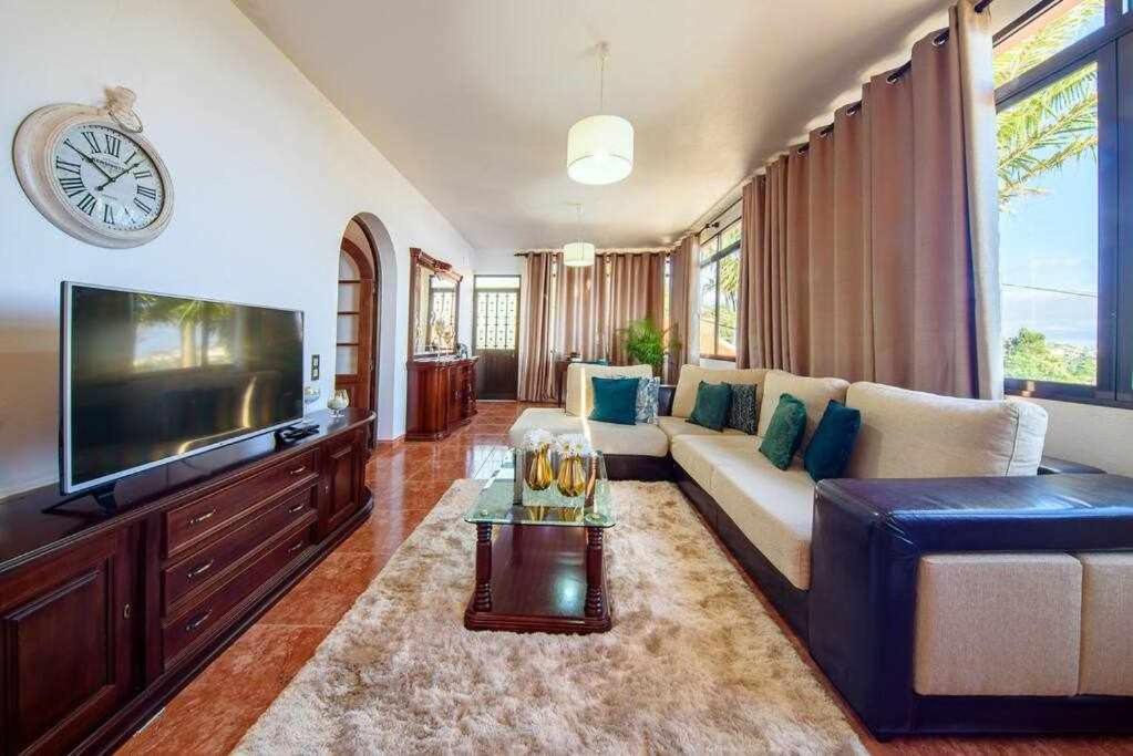 Lombo Cesteiro Guesthouse Tabua  Kültér fotó